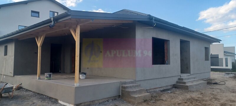 Sabareni, casa noua parter 137 mp, curte 400 mp