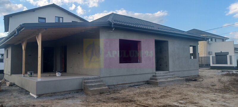 Sabareni, casa noua parter 137 mp, curte 400 mp