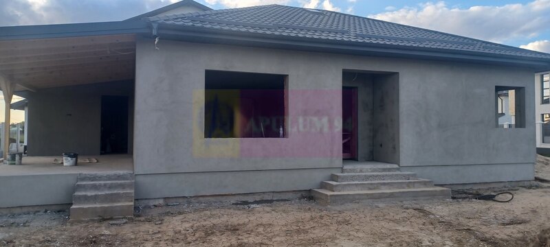 Sabareni, casa noua parter 137 mp, curte 400 mp